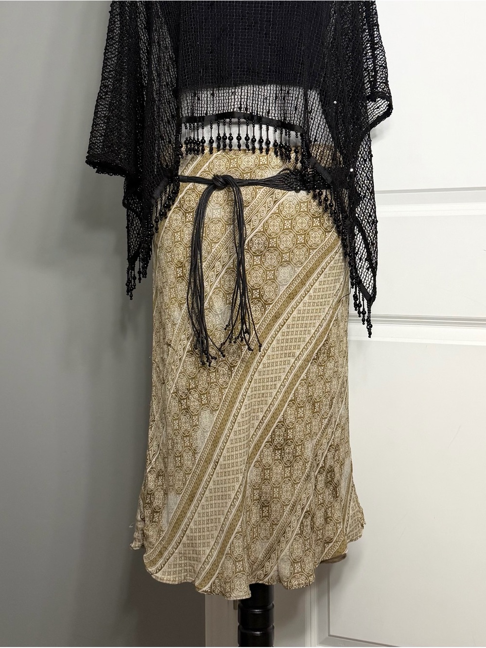 Y2K Merona Beige Tan Geometric Medallion Pattern Silk Slip Skirt